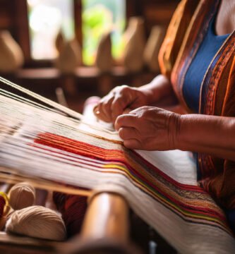 Tradición de la lana artesanal mexicana: tejiendo historias en cada pieza.